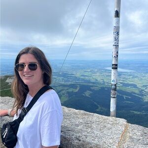 Meet your Posher, Haley